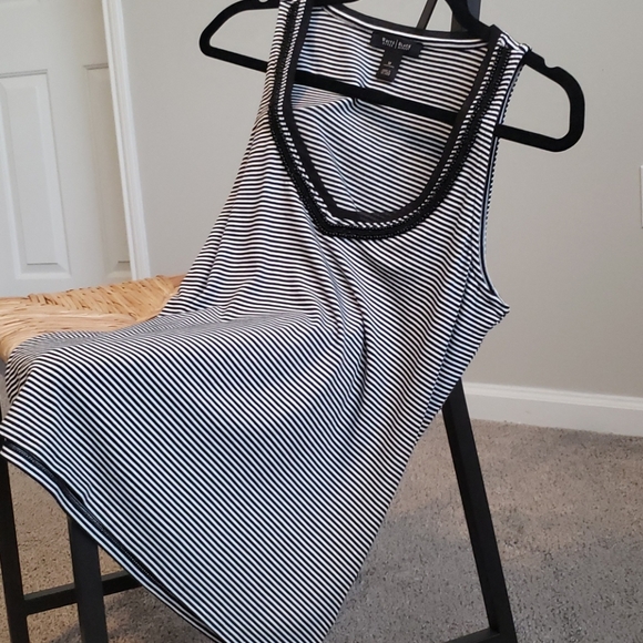 White House Black Market Tops - ☀️☀️☀️3/$25 Black & White Striped Classic Tank Top